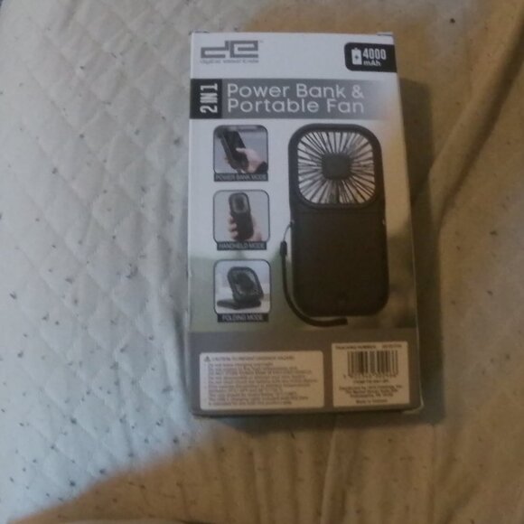 2-in-1 Power Bank & Portable Fan, 4000 MAH, Black - Picture 2 of 8